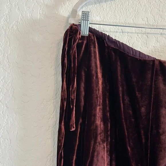 DRIES VAN NOTEN Velvet Maxi Skirt Merlot Size 38 - Picture 5 of 6